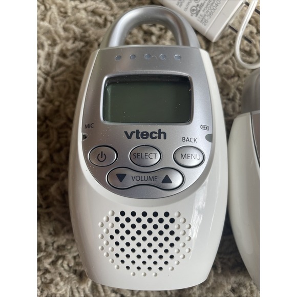 Working Vetch DM221-2 Digital Audio Baby Monitor with‎ Two Parent Units - Picture 2 of 5